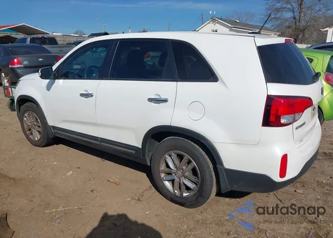 2015 Kia Sorento Lx из США, поврежденный, VIN 5XYKT3A64FG605789